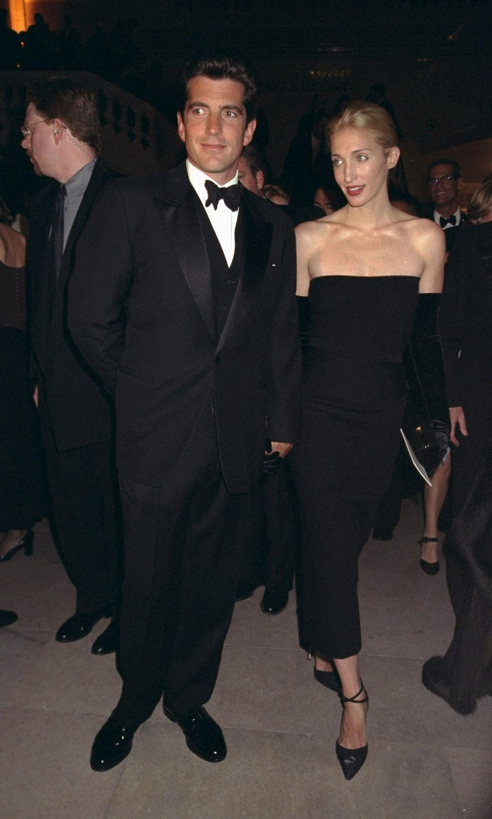 united states october 05 john f kennedy jr with his wife carolyn bessette kennedy attending municipal art society gala at grand central terminal photo by richard corkeryny daily news archive via getty images