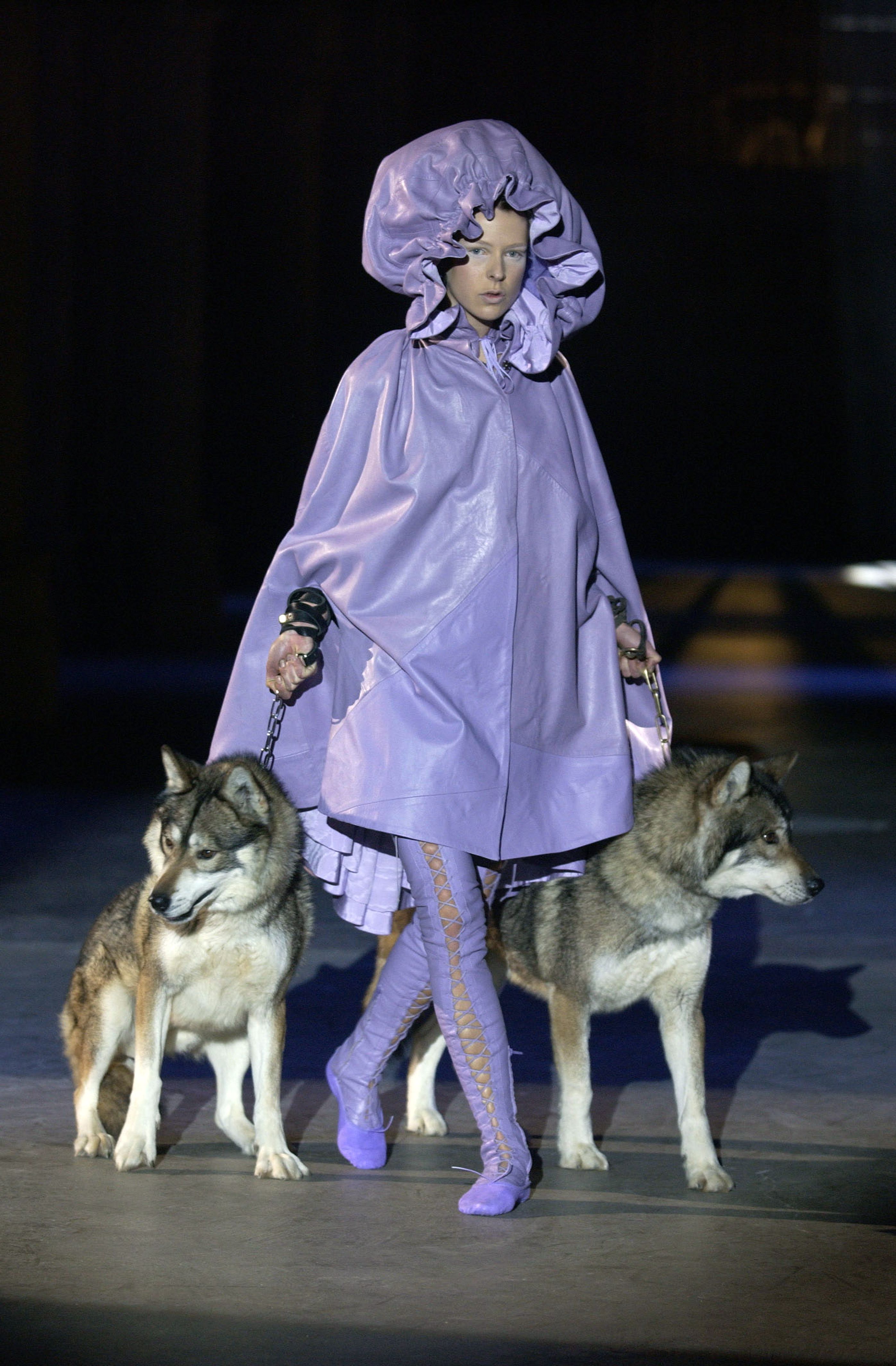 Alexander McQueen e gli animali nella moda