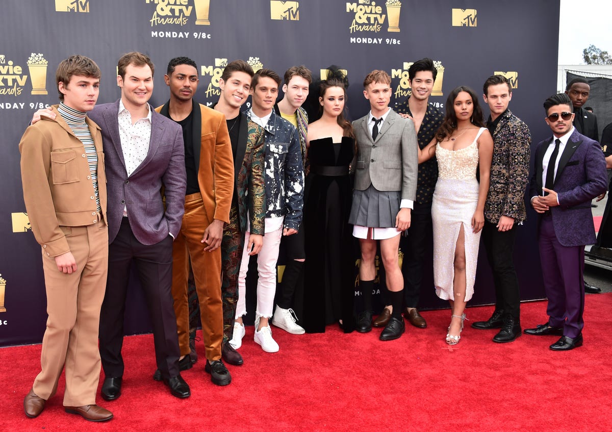 '13 Reasons Why' Cast Red Carpet Looks at the MTV Movie & TV Awards ...