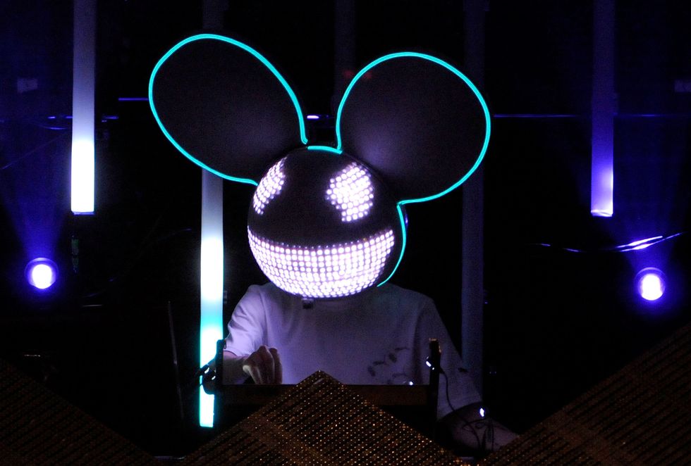 indio, ca   april 16  deadmau5 performs during day one of the coachella valley music  arts festival 2010 held at the empire polo club on april 16, 2010 in indio, california  photo by michael tullberggetty images