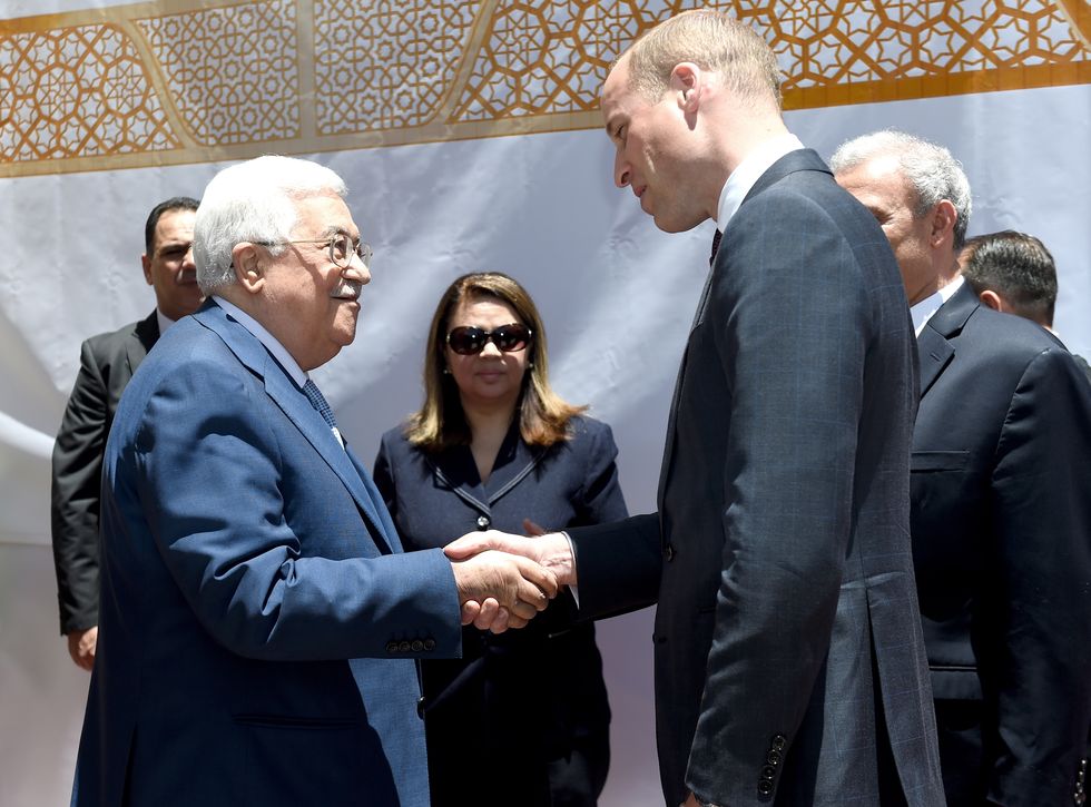 Prince William meets Mahmoud Abbas during his official tour. 