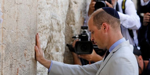 Iconic Photos of Prince William's Historic Trip to the Middle East ...