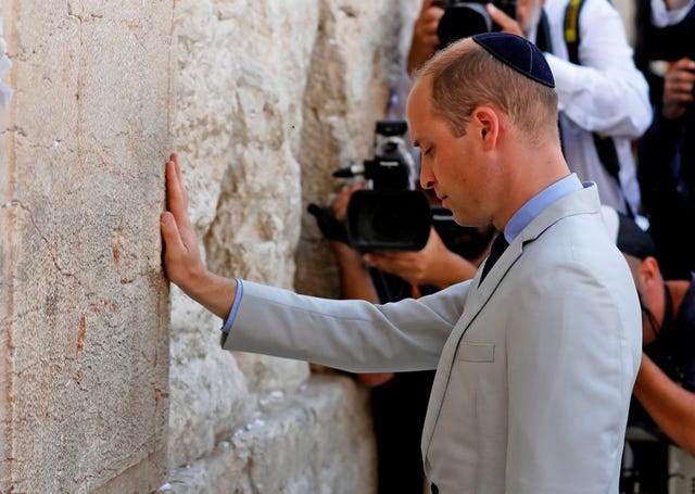 Iconic Photos of Prince William's Historic Trip to the Middle East ...