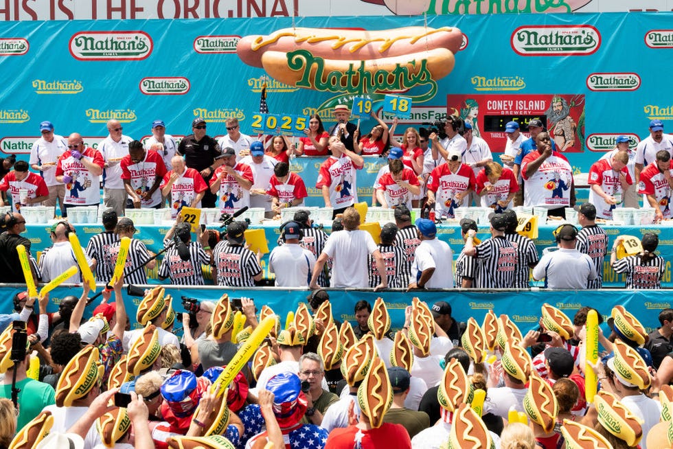 Crowd, People, Product, Fan, Audience, Event, Stadium, Fun, Cheering, Sport venue, 