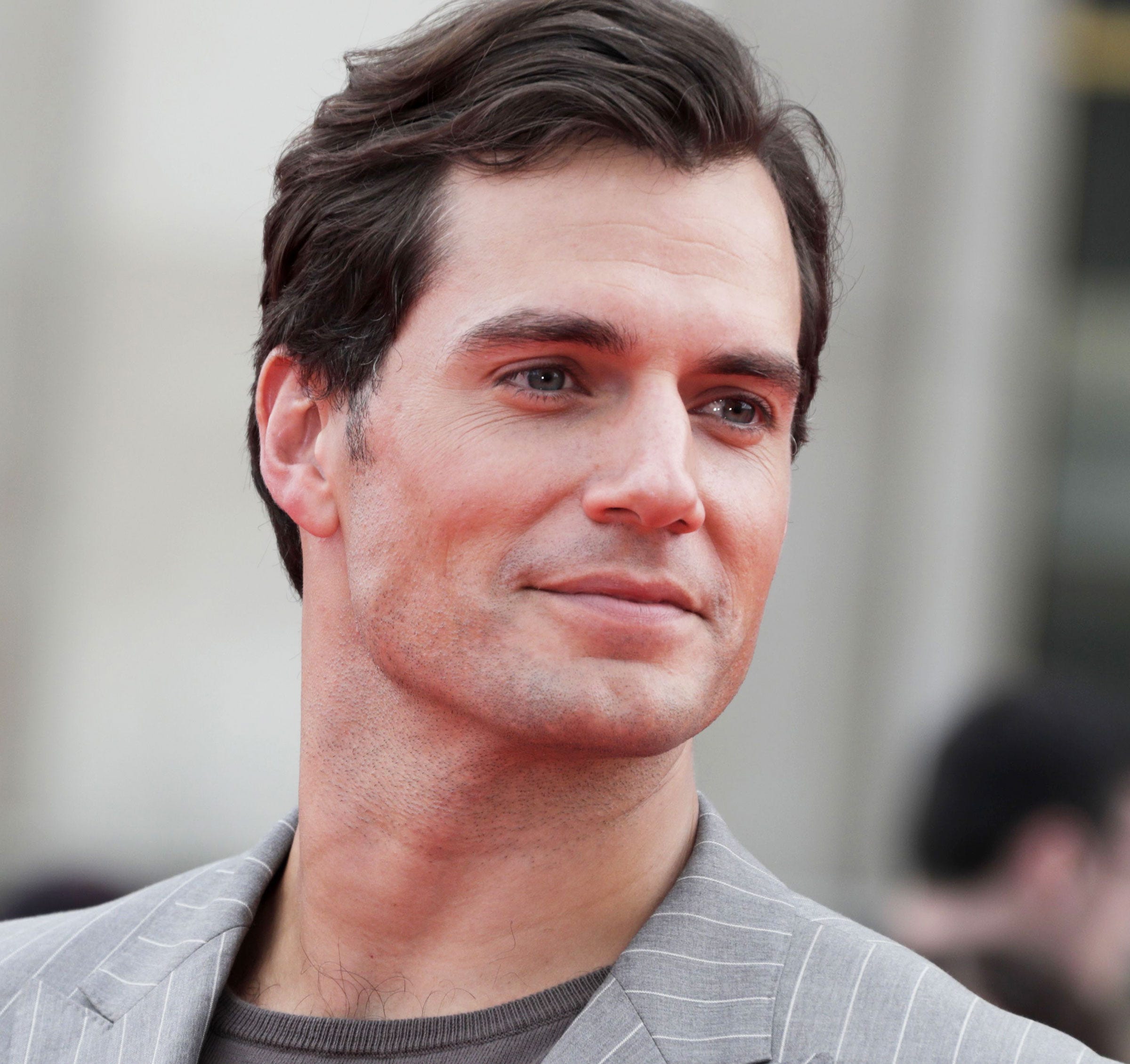 Defined Jawline Men