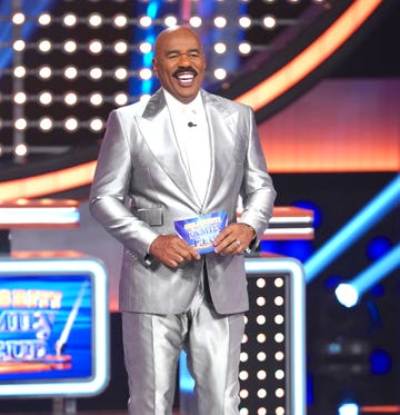 how long has steve harvey hosted family feud