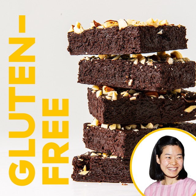Chocolate brownie, Food, Snack cake, Chocolate, Dish, Cuisine, Dessert, Baked goods, Chocolate cake, Ingredient, 