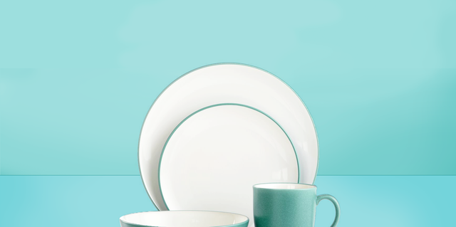 https://hips.hearstapps.com/hmg-prod/images/gh-0403020-best-dinnerware-plate-sets-1588354652.png?crop=1.00xw:0.768xh;0,0.182xh&resize=640:*