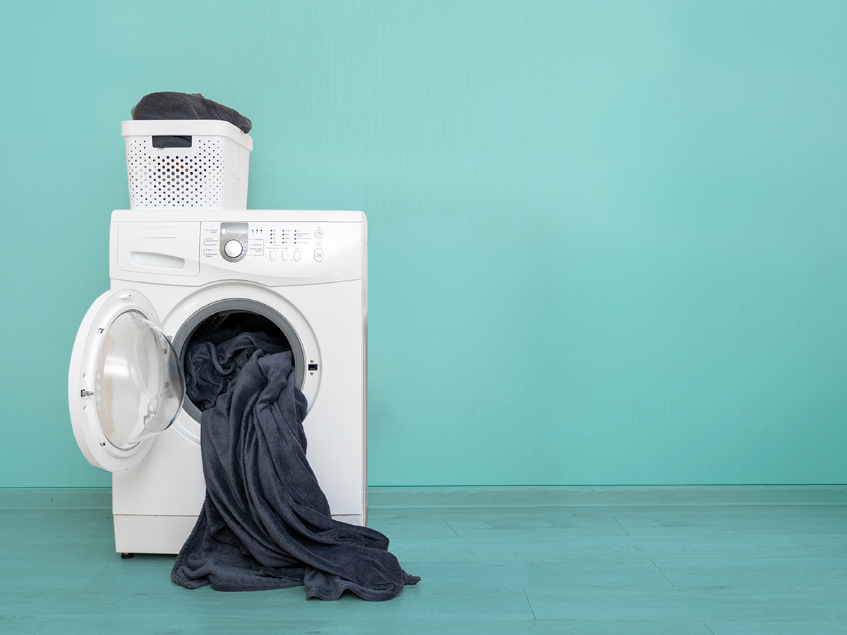 A Laundry Expert's Opinion on Home Dry Cleaning Kits