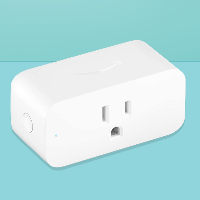 https://hips.hearstapps.com/hmg-prod/images/gh-072922-smart-plugs-1659024782.png?crop=0.381xw:0.586xh;0.313xw,0.414xh&resize=640:*