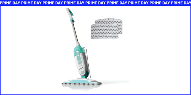 steam mop with replaceable cleaning pads