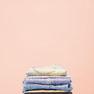 how to fold clothes to save space