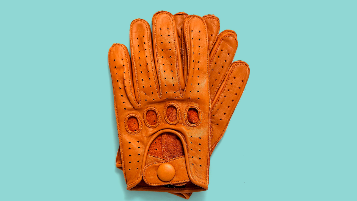 These Driving Gloves Are Meant to Protect Hands Against Sun Damage