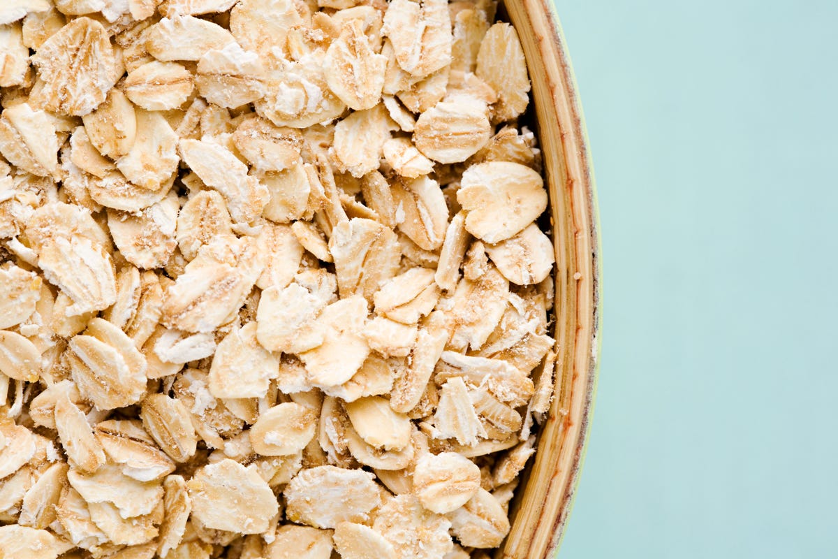 Oatmeal Nutrition and Health Benefits - Is Oatmeal Healthy?