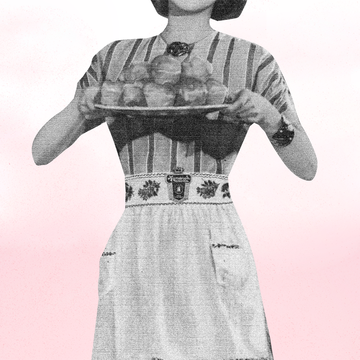 Clothing, White, Day dress, Dress, Pattern, Waist, Retro style, Sleeve, Standing, Pattern, 