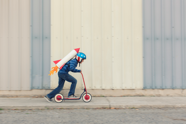 how to raise independent kids