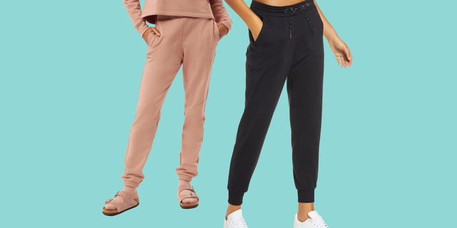 25 Chic Ways to Wear Joggers in 2024 - Petite Dressing  Womens joggers  outfit, Joggers outfit women, How to wear joggers