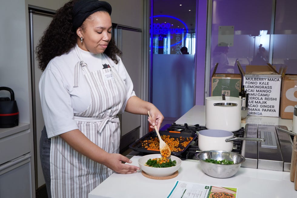 testing meal delivery services in the good housekeeping institute