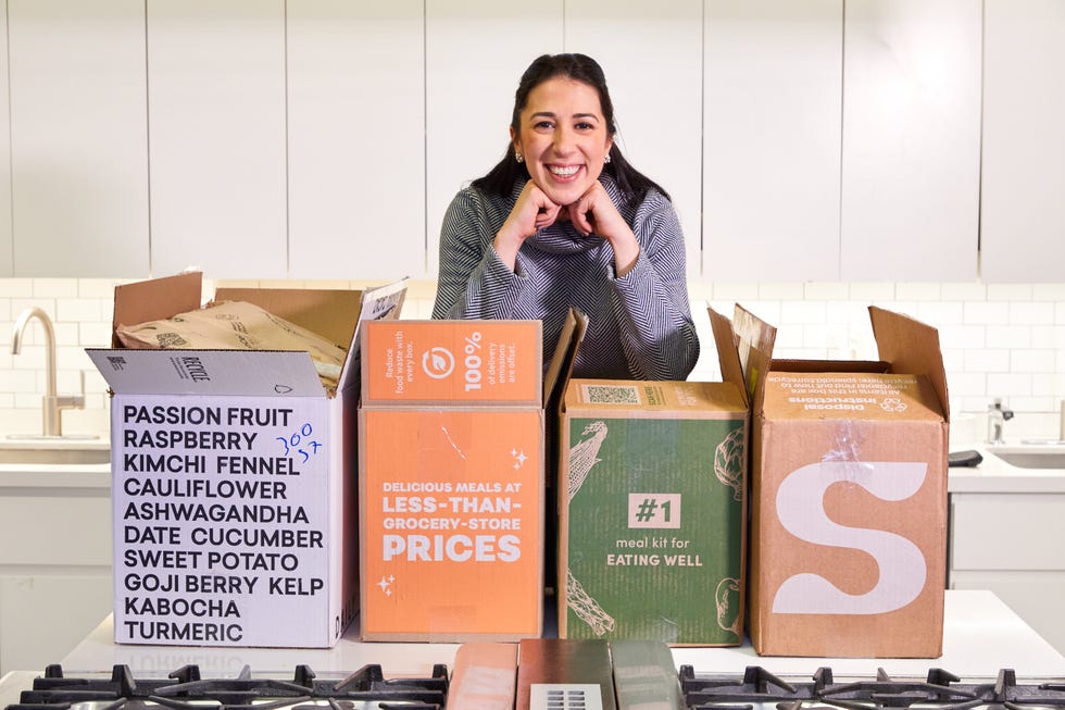 sassos and a set of meal delivery service boxes