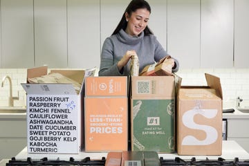 unboxing meal delivery services in the good housekeeping institute