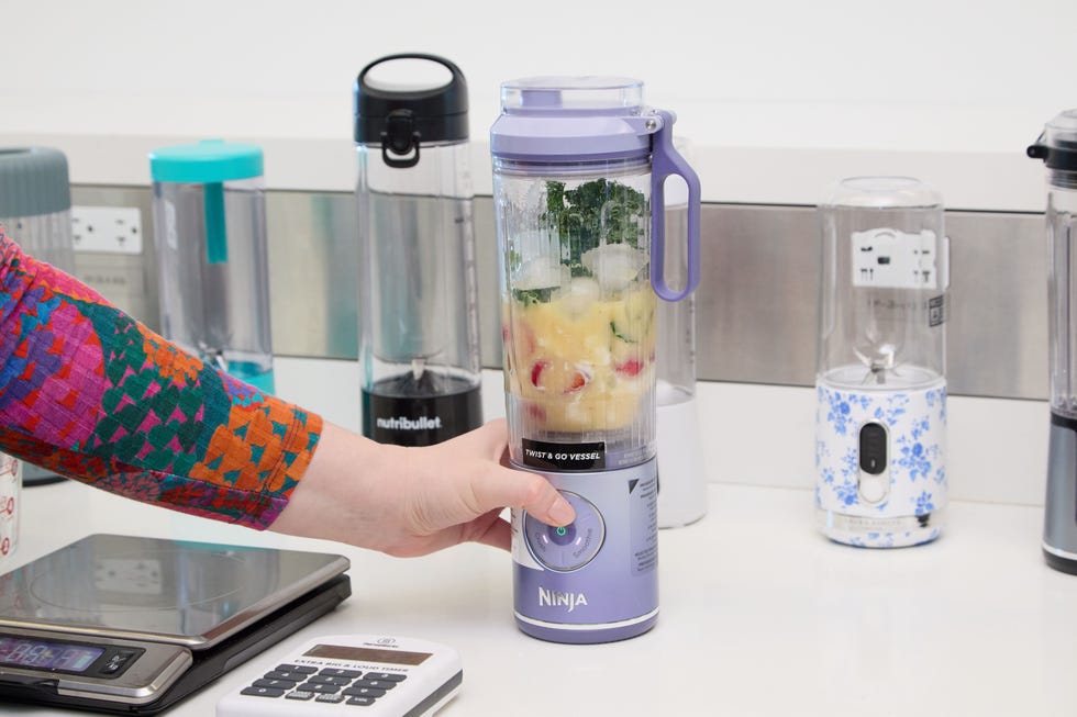 pushing operation on portable blender