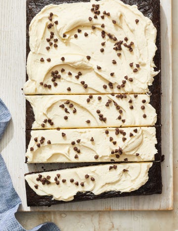 hellmans cake