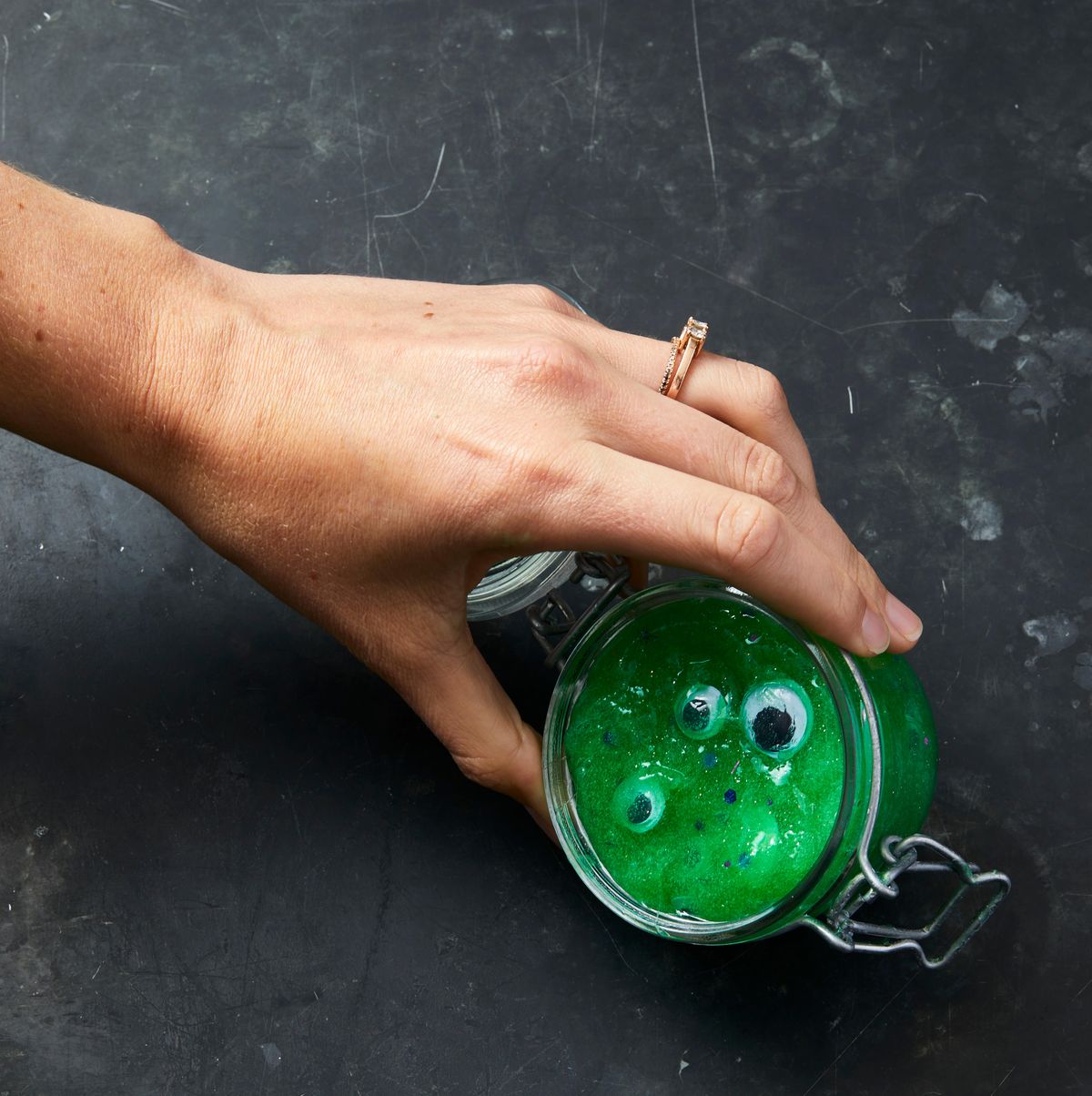 Eyeball Mason Jars with Homemade Glittery Slime