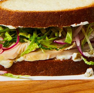 turkey sandwich — how to turn thanksgiving leftovers into a sandwich