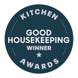 award seal indicating a good housekeeping recognition in the kitchen category