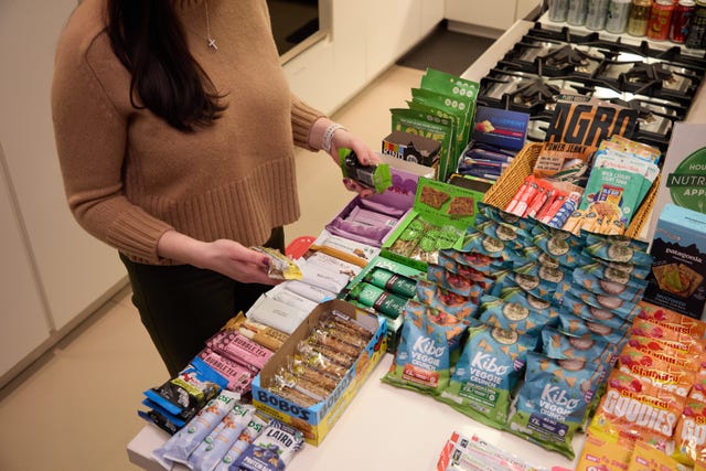 evaluating snacks and protein bars in the good housekeeping institute