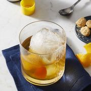 classic old fashioned cocktail