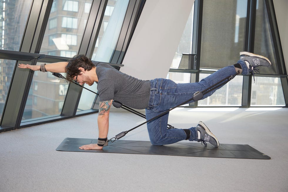 an analyst testing the liforme original yoga mat