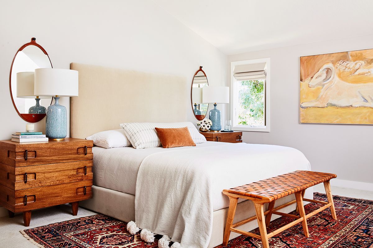 How To Design A Feng Shui Bedroom, According To Experts