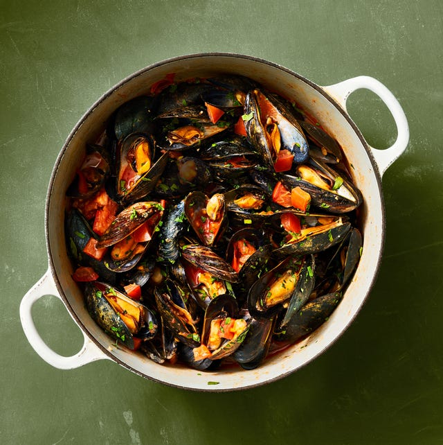 Smoky Mussels Pomodoro mussels pomodoro in a dutch oven pot