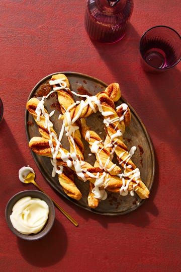 cinnamon cardamom twists