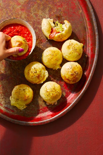 pepperoni pizza bombs