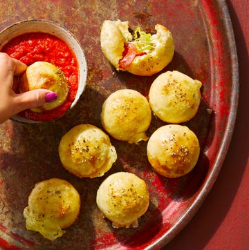 Pepperoni Pizza Bombs pepperoni pizza bombs