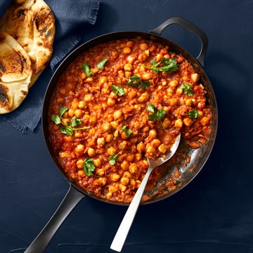 chana masala chana masala basmati rice, cumin seeds, garlic, ginger, serrano chile, kosher salt, garam masala, peeled tomatoes, chickpeas, cilantro