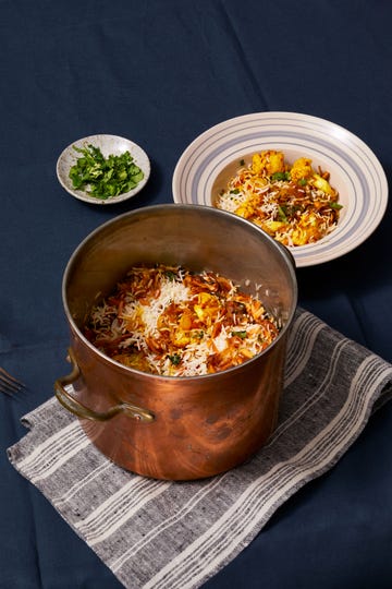 gobi biryani rice, cauliflower, garlic, coriander seeds, tumeric