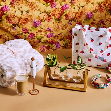 mothers day gifts from amazon on beige surface with floral back drop mothers day gifts from amazon on beige surface with floral back drop