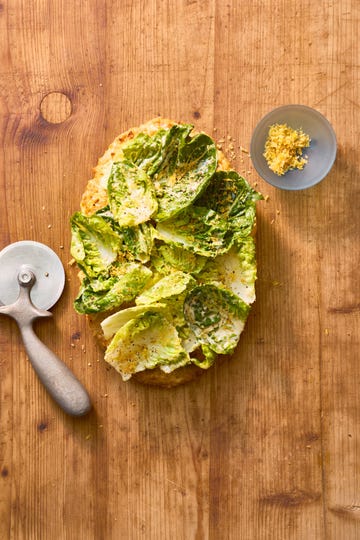caesar salad “chicken pizza”.