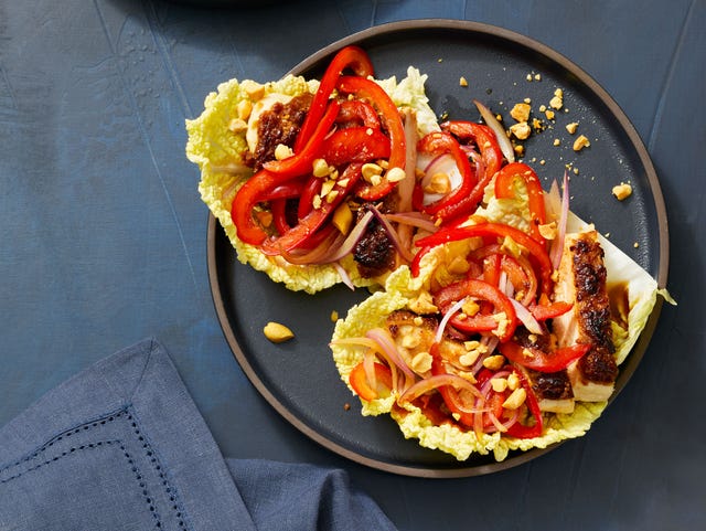 peanut chicken napa cabbage cups. low carb meals. dinnertime meals. peanut chicken napa cabbage cups. low carb meals. dinnertime meals.