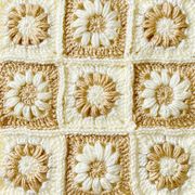 stitch club daisy square blanket