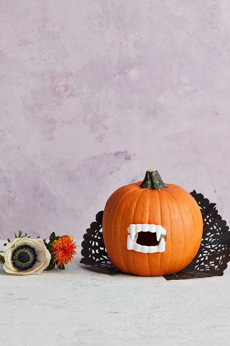 fancy vampire pumpkin