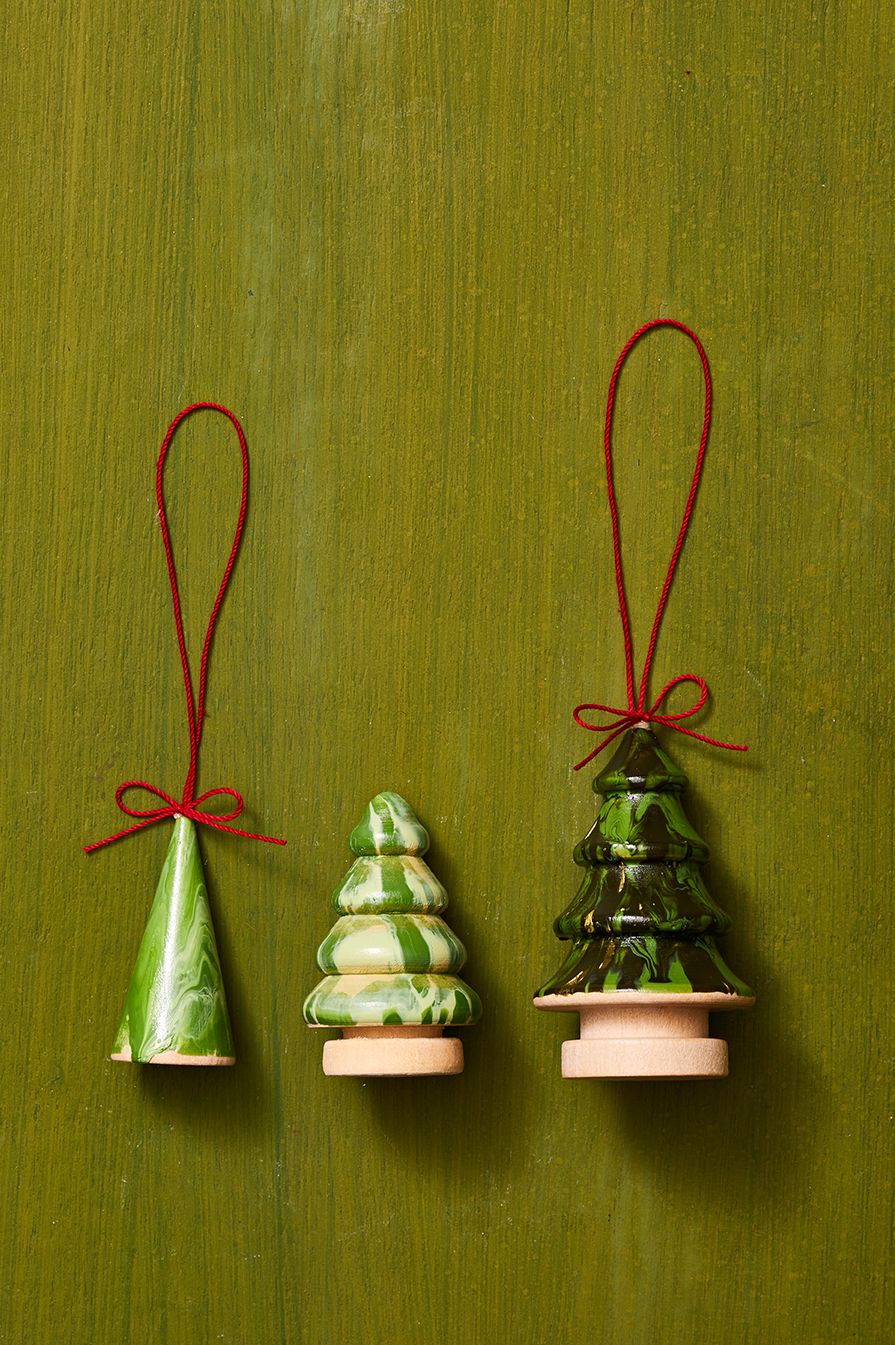 50 Quick and Easy Holiday Decorating Ideas