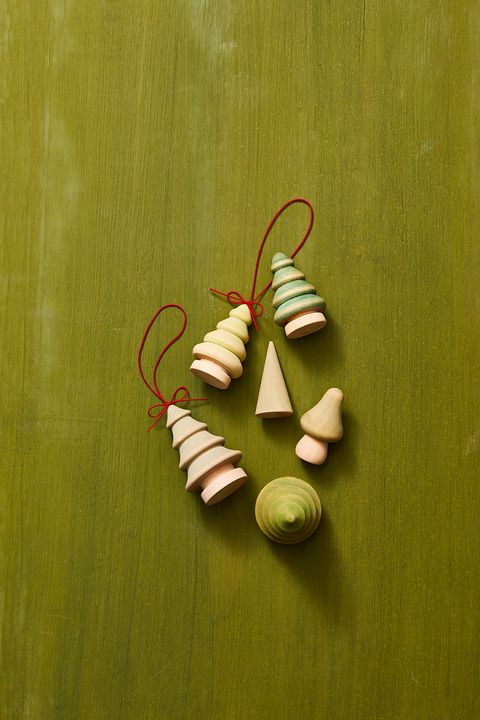 diy christmas ornaments made of small stained wood trees