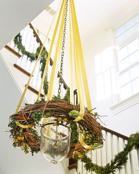 how to hang garland  hanging hacks, wreath hanging pendant light