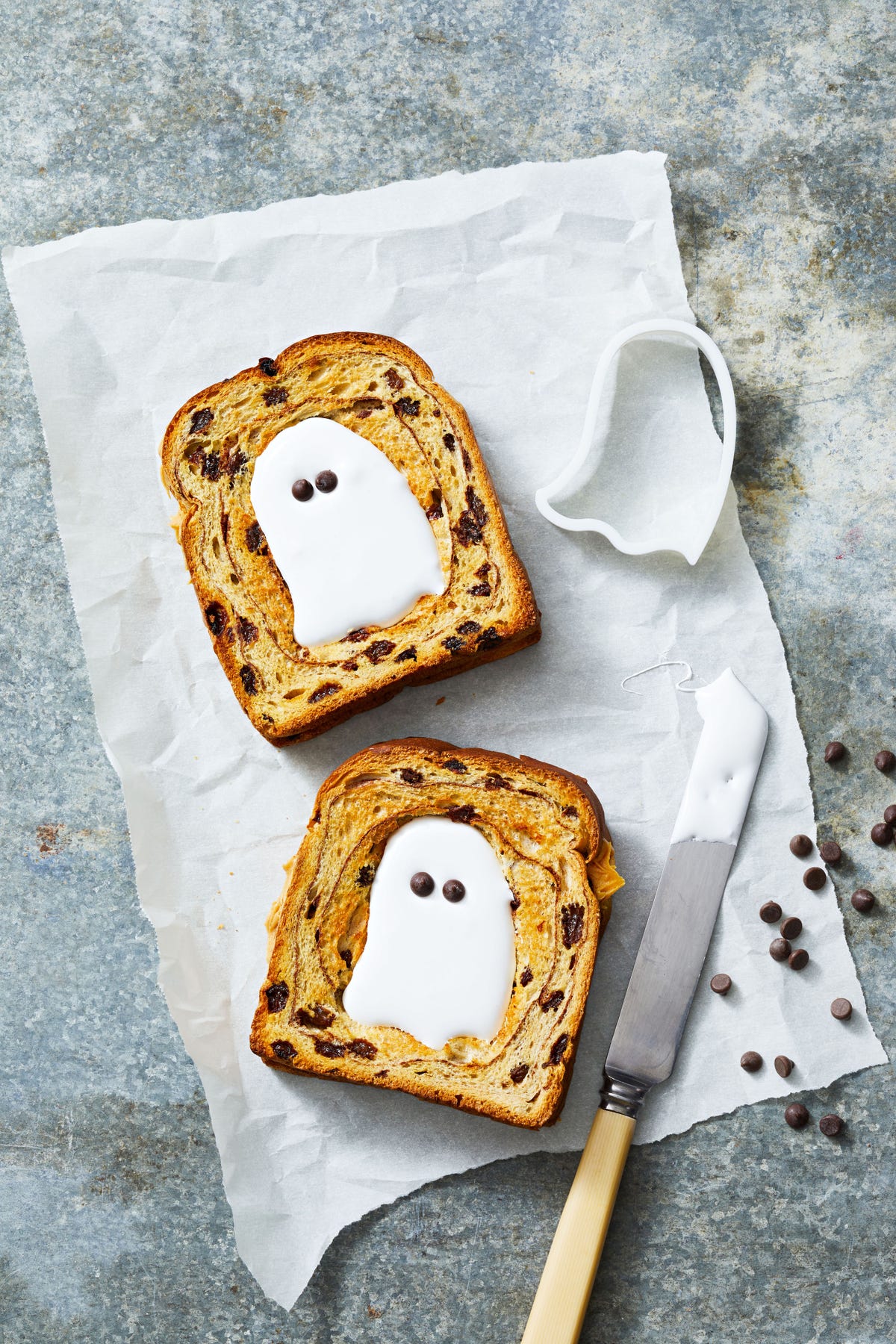 Best Ghost Toasts Recipe - How To Make Ghost Toasts