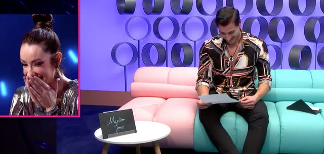 Fashion, Sitting, Music artist, Performance, Furniture, Games, Style, 