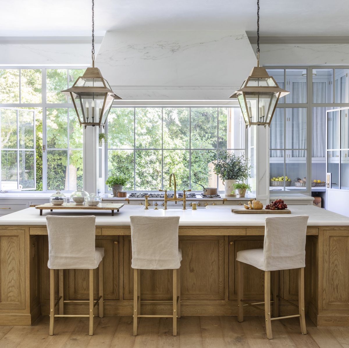 White Kitchen With Brass Accents Design Ideas